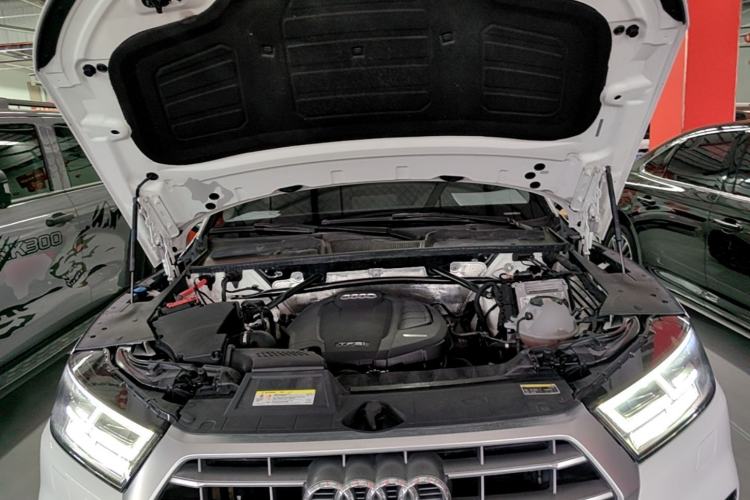 Used Audi Q5L 2020 40 TFSI Prestige Fashion Edition Engine Bay