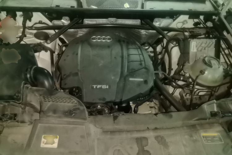 Used Audi Q5L 2020 Updated 40 TFSI Prestige Fashion Edition Engine Bay