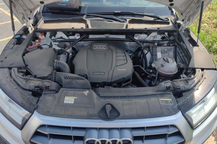 Used Audi Q5L 2020 Updated 40 TFSI Prestige Fashion Edition Engine Bay