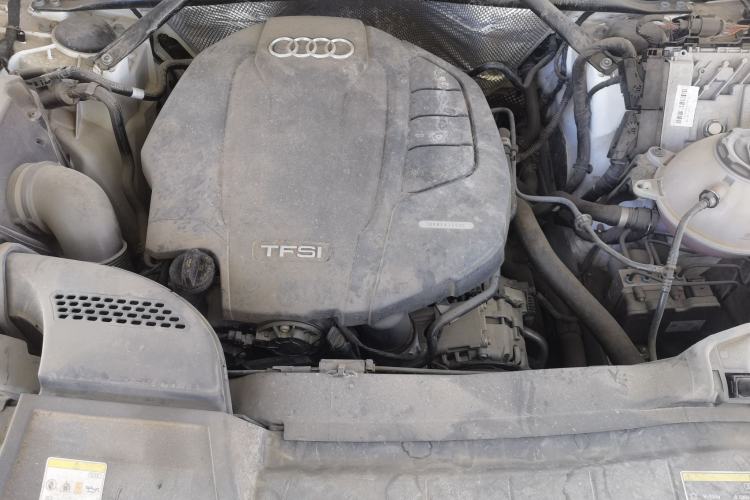 Used Audi Q5L 2020 45 TFSI Prestige Fashion Model Engine Bay