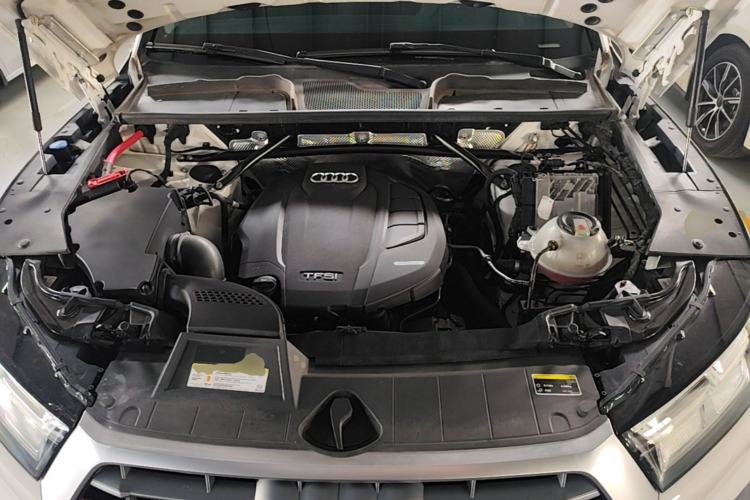 Used Audi Q5L 2020 40 TFSI Prestige Fashion Edition Engine Bay