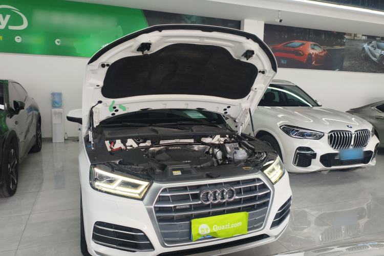 Used Audi Q5L 2020 Updated 40 TFSI Prestige Fashion Edition Engine Bay