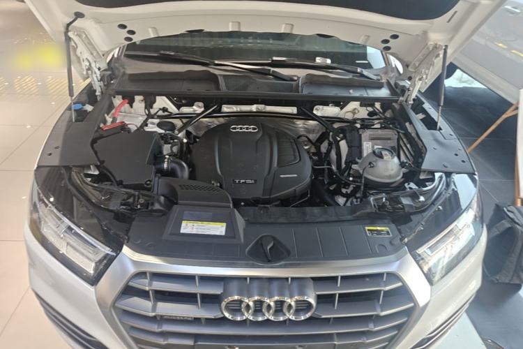Used Audi Q5L 2020 40 TFSI Prestige Fashion Edition Engine Bay