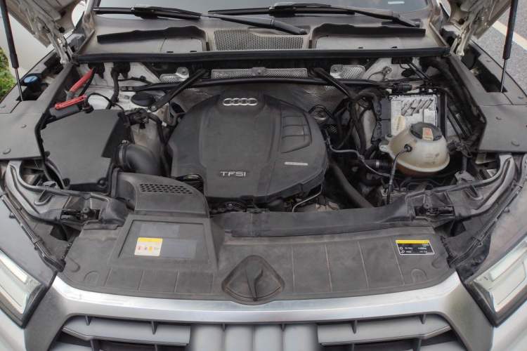 Used Audi Q5L 2020 40 TFSI Prestige Edition Engine Bay