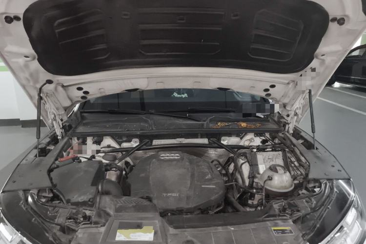Used Audi Q5L 2020 Updated 40 TFSI Prestige Fashion Edition Engine Bay