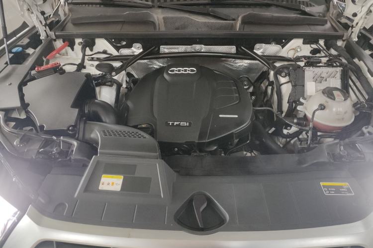 Used Audi Q5L 2020 Updated 40 TFSI Prestige Fashion Edition Engine Bay