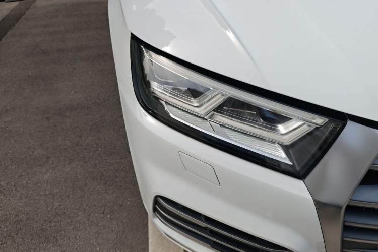Used Audi Q5L 2020 Updated 40 TFSI Prestige Fashion Edition Exterior 1