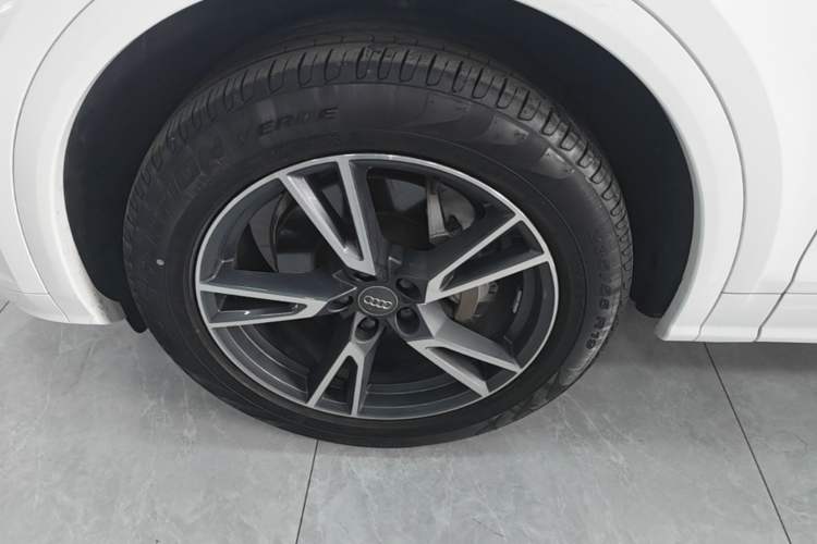 Used Audi Q5L 2020 Updated 40 TFSI Prestige Fashion Edition Exterior 2