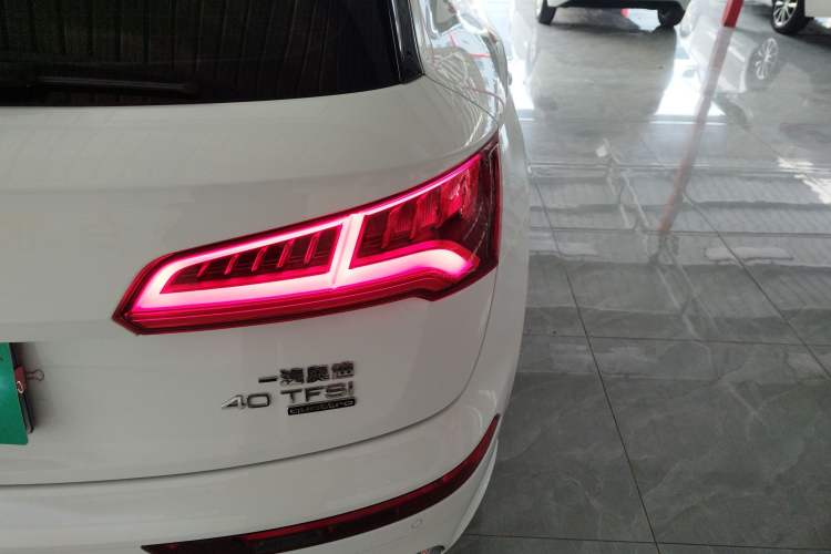 Used Audi Q5L 2020 Updated 40 TFSI Prestige Fashion Edition Exterior 3