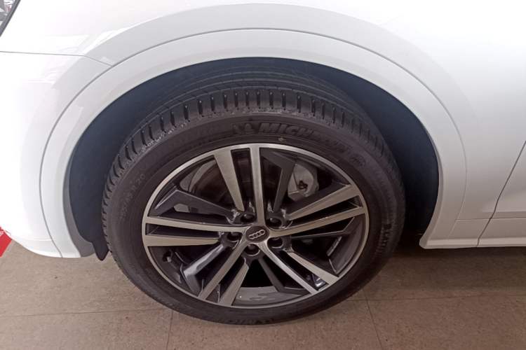 Used Audi Q5L 2020 Updated 40 TFSI Prestige Fashion Edition Exterior 4