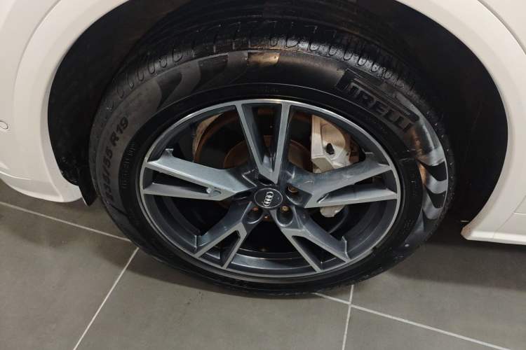 Used Audi Q5L 2020 45 TFSI Prestige Fashion Model Exterior 4