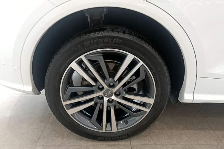 Used Audi Q5L 2020 Updated 40 TFSI Prestige Fashion Edition Exterior 5