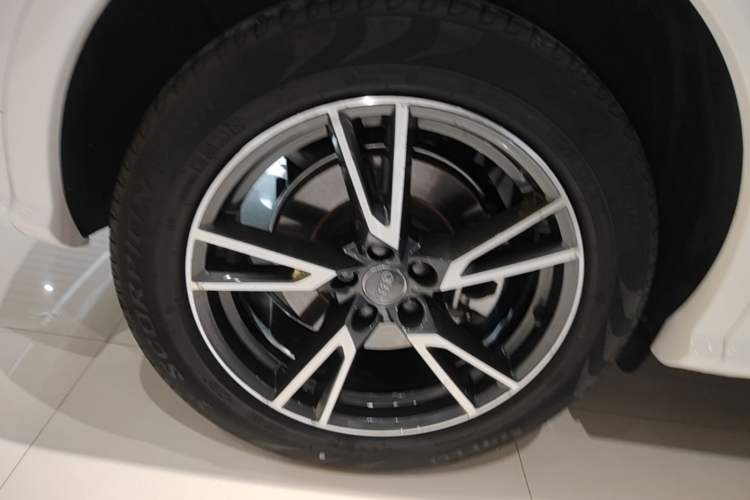 Used Audi Q5L 2020 Updated 40 TFSI Prestige Fashion Edition Exterior 5