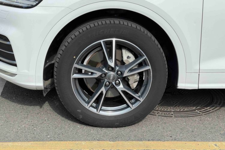 Used Audi Q5L 2020 Updated 40 TFSI Prestige Fashion Edition Exterior 9