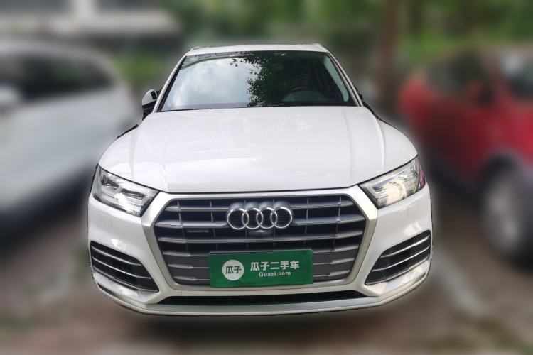 Used Audi Q5L  Front