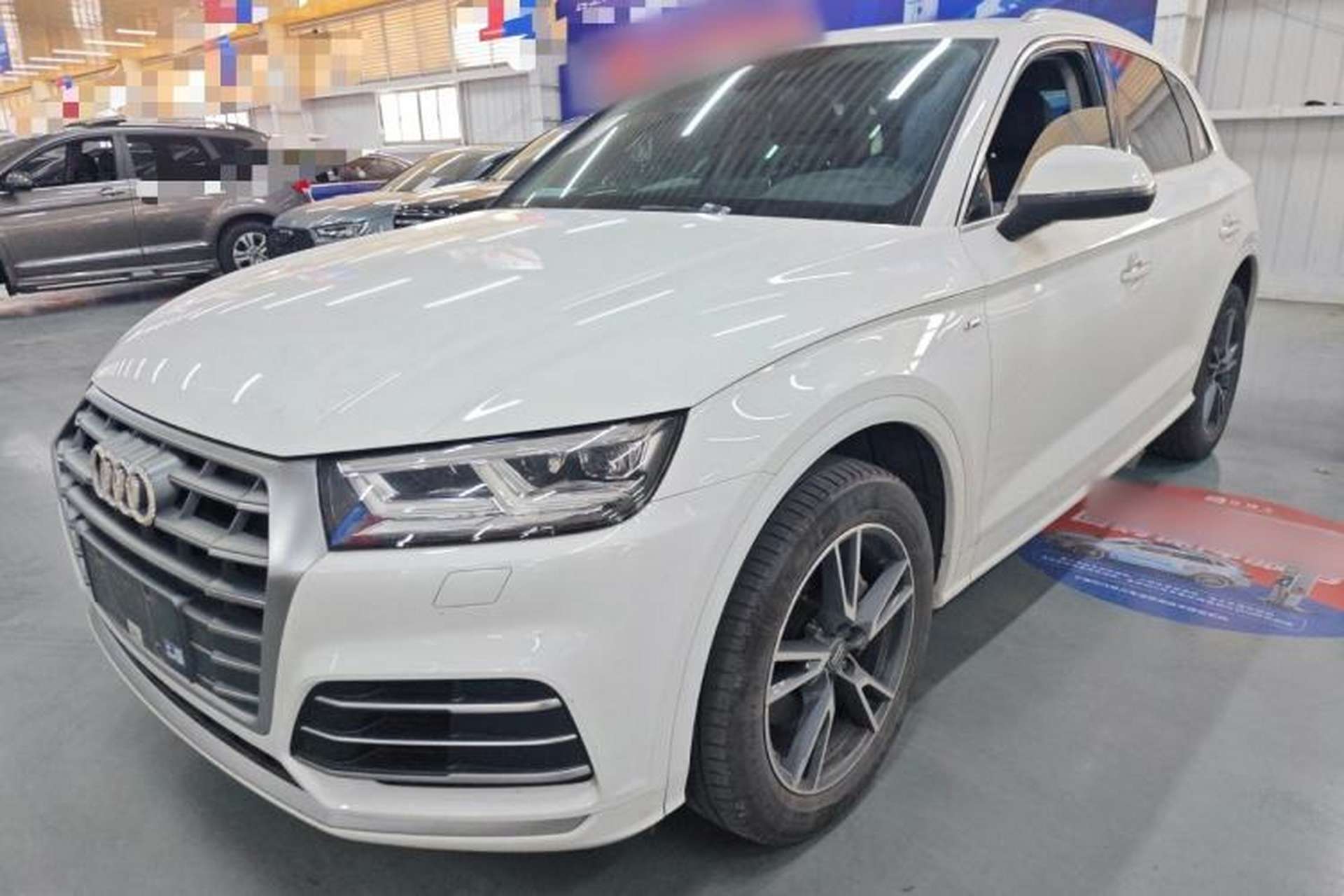 Used Audi Q5L 2020 Updated 40 TFSI Prestige Fashion Edition Front Left 45 Deg