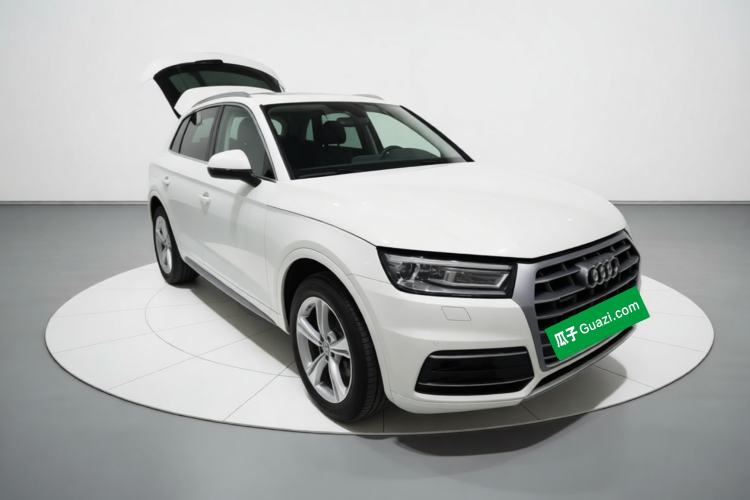 Used Audi Q5L 2020 40 TFSI Prestige Edition Front Right 45 Deg