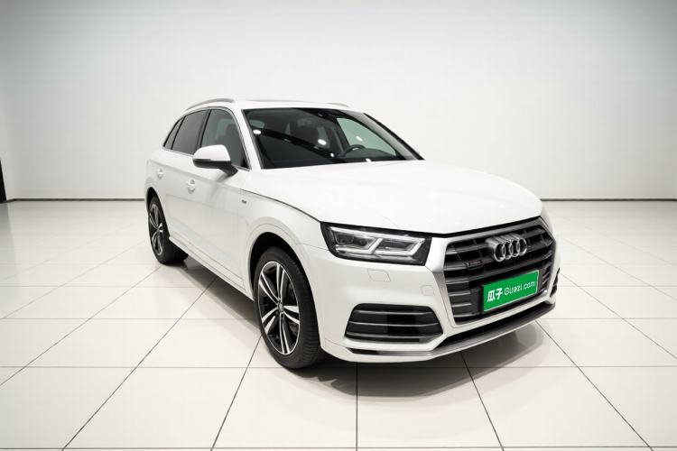 Used Audi Q5L 2020 Updated 40 TFSI Prestige Fashion Edition Front Right 45 Deg