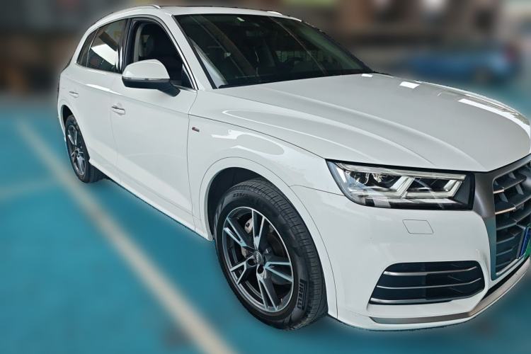 Used Audi Q5L 2020 Updated 40 TFSI Prestige Fashion Edition Front Right 45 Deg