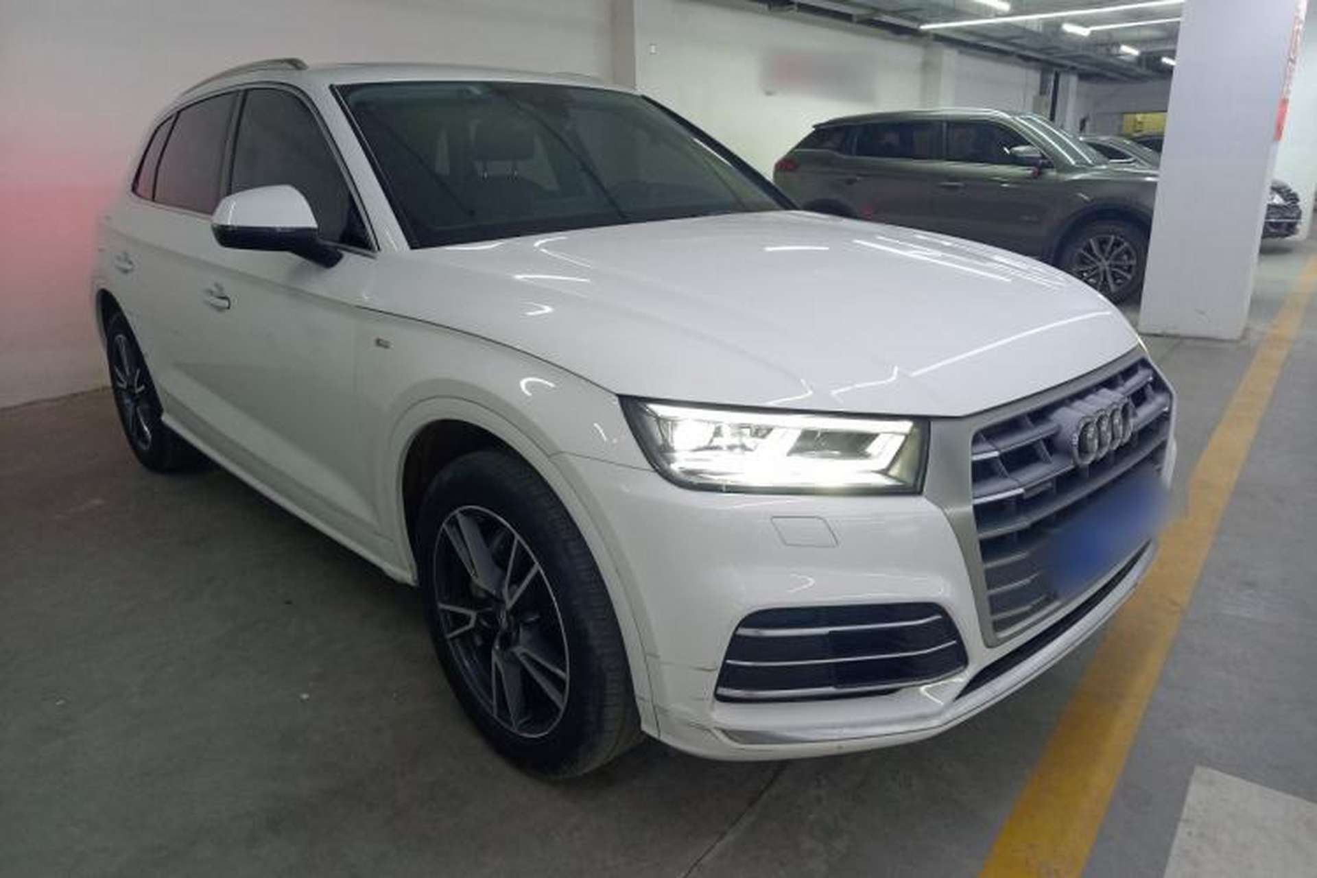 Used Audi Q5L 2020 Updated 40 TFSI Prestige Fashion Edition Front Right 45 Deg