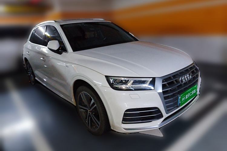Used Audi Q5L 2020 Updated 40 TFSI Prestige Fashion Edition Front Right 45 Deg