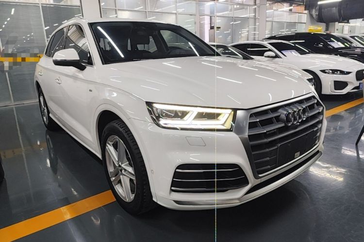 Used Audi Q5L 2020 45 TFSI Prestige Fashion Model Front Right 45 Deg