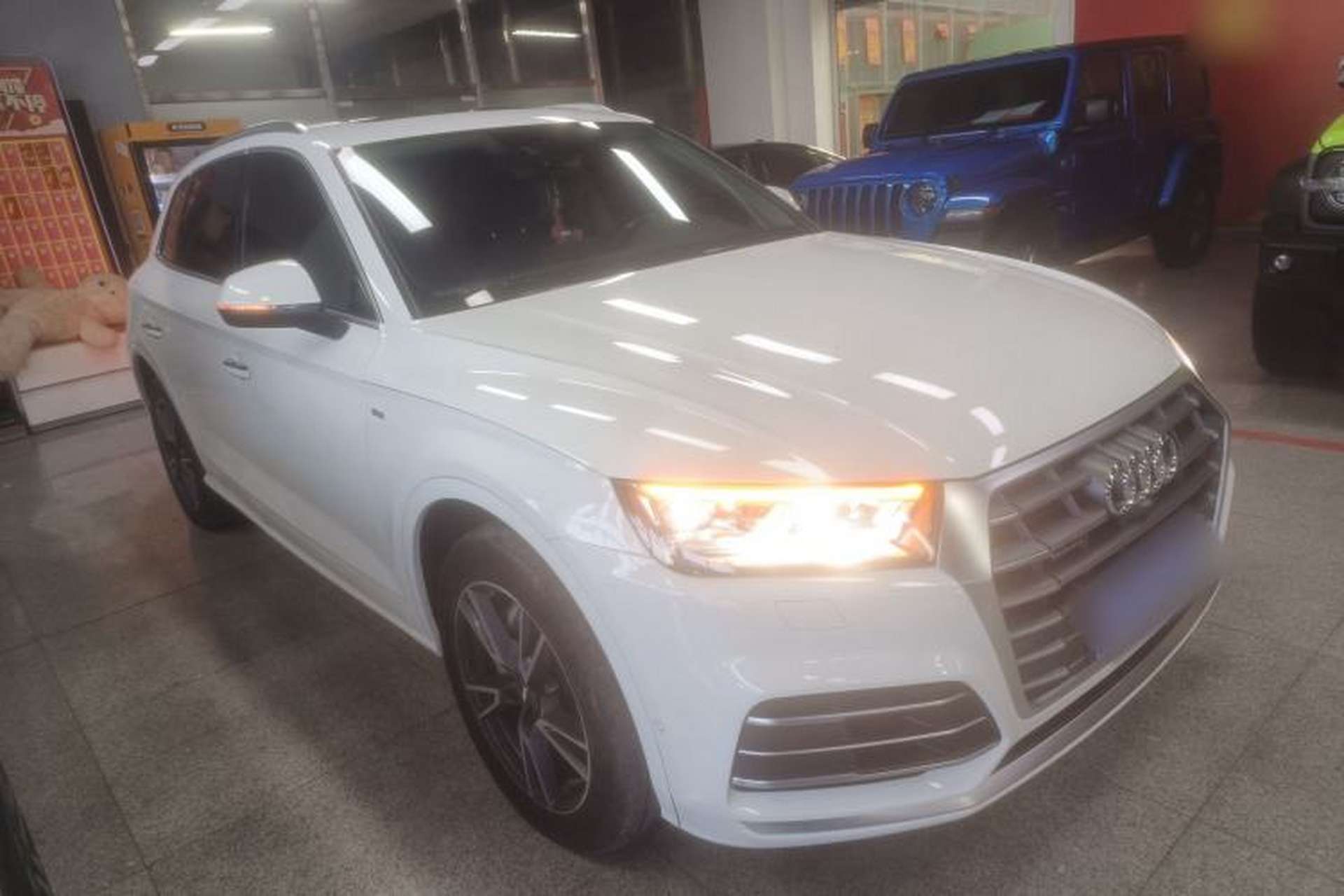 Used Audi Q5L 2020 45 TFSI Prestige Fashion Model Front Right 45 Deg