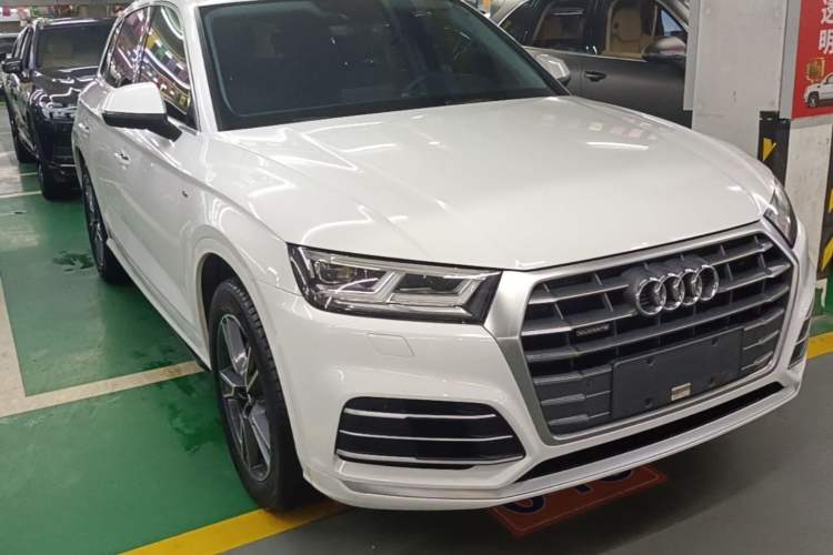 Used Audi Q5L 2020 Updated 40 TFSI Prestige Fashion Edition Front Right 45 Deg
