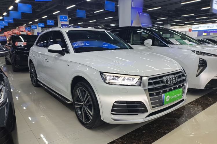 Used Audi Q5L 2020 45 TFSI Prestige Fashion Model Front Right 45 Deg