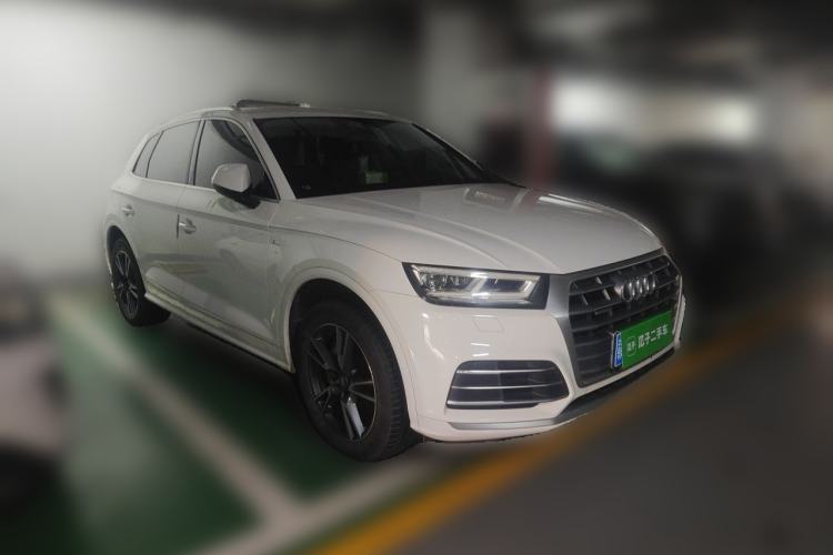 Used Audi Q5L 2020 Updated 40 TFSI Prestige Fashion Edition Front Right 45 Deg