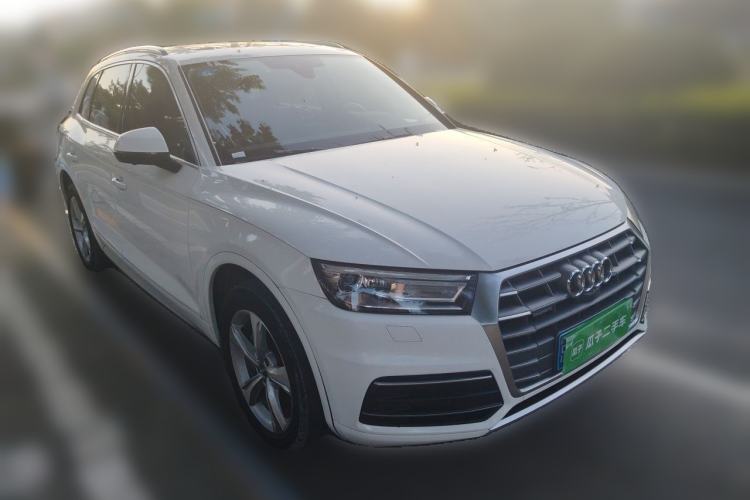 Used Audi Q5L 2020 40 TFSI Prestige Edition Front Right 45 Deg