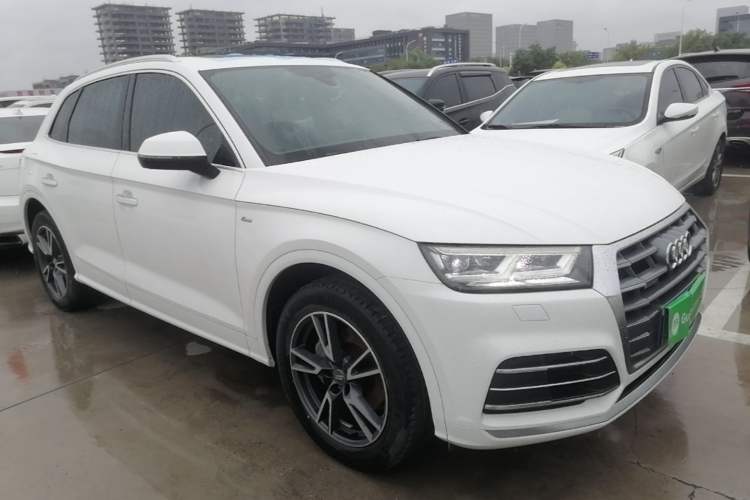 Used Audi Q5L 2020 Updated 40 TFSI Prestige Fashion Edition Front Right 45 Deg