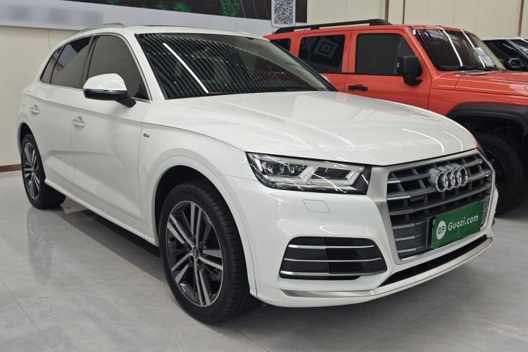 Used Audi Q5L 2020 Updated 40 TFSI Prestige Fashion Edition Front Right 45 Deg