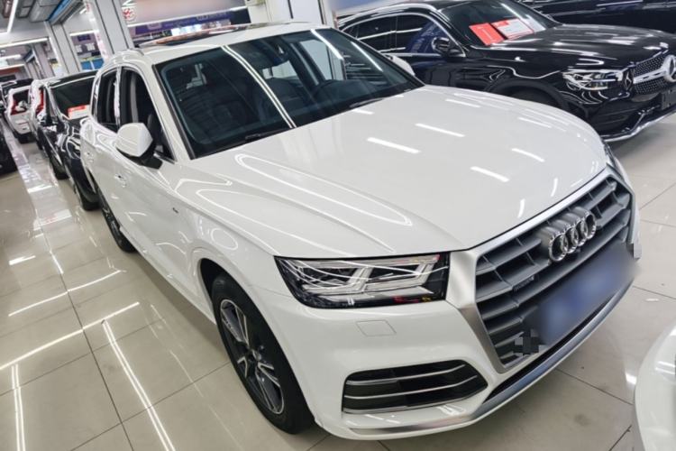 Used Audi Q5L 2020 Updated 40 TFSI Prestige Fashion Edition Front Right 45 Deg