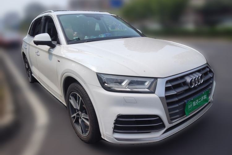 Used Audi Q5L 2020 40 TFSI Prestige Edition Front Right 45 Deg