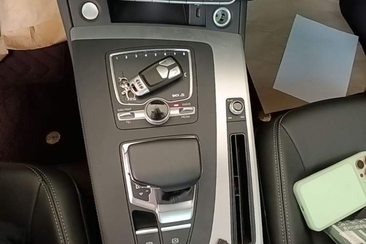 Used Audi Q5L 2020 40 TFSI Prestige Fashion Edition Gear Lever