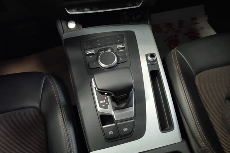 Used Audi Q5L 2020 Revised 40 TFSI Prestige Edition Gear Lever