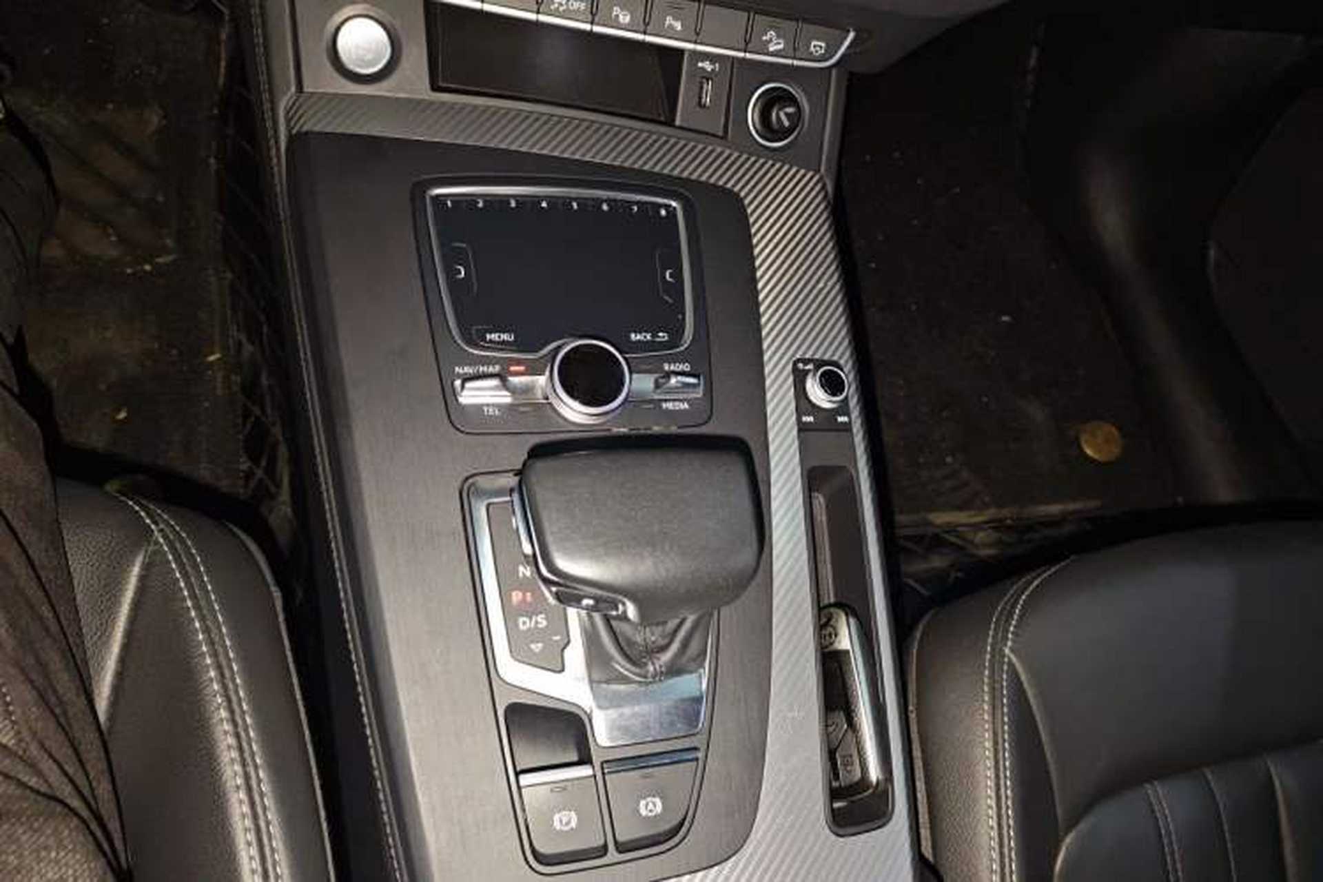 Used Audi Q5L 2020 45 TFSI Prestige Fashion Model Gear Lever