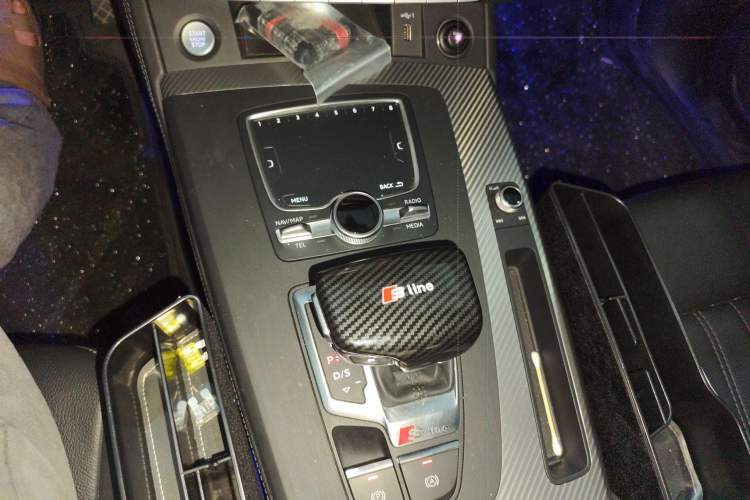 Used Audi Q5L 2020 45 TFSI Prestige Fashion Model Gear Lever