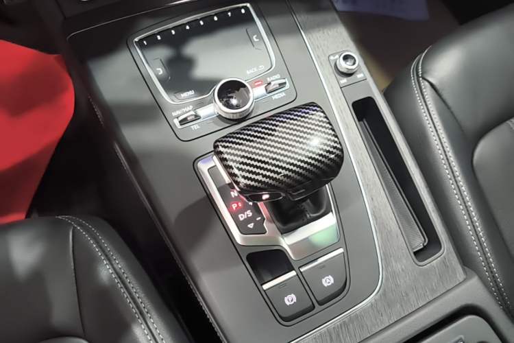 Used Audi Q5L 2020 45 TFSI Prestige Elegant Edition Gear Lever