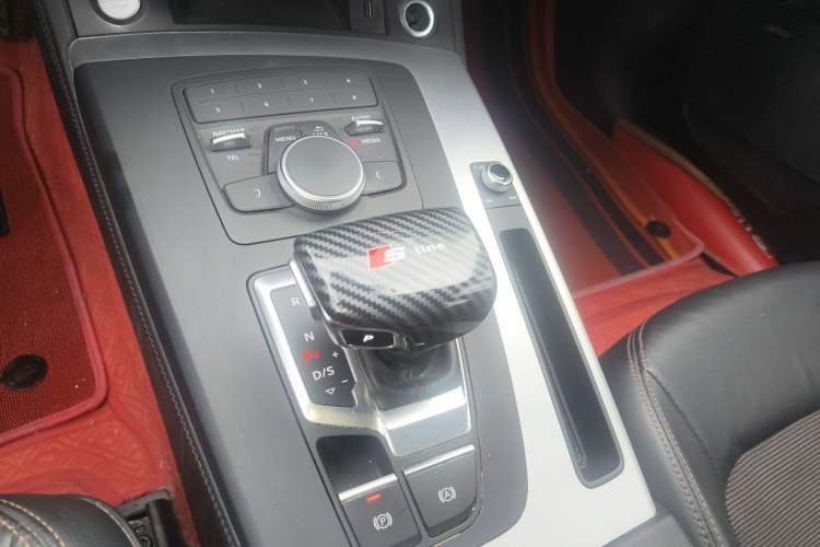 Used Audi Q5L 2020 Revised 40 TFSI Prestige Edition Gear Lever