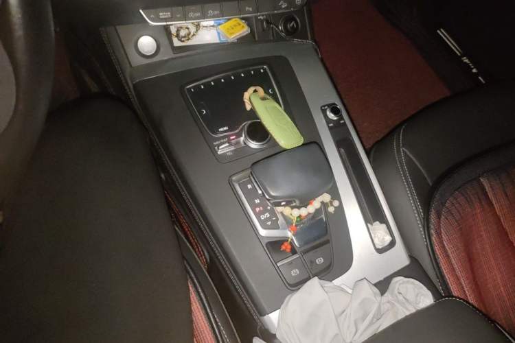 Used Audi Q5L 2020 40 TFSI Prestige Fashion Edition Gear Lever