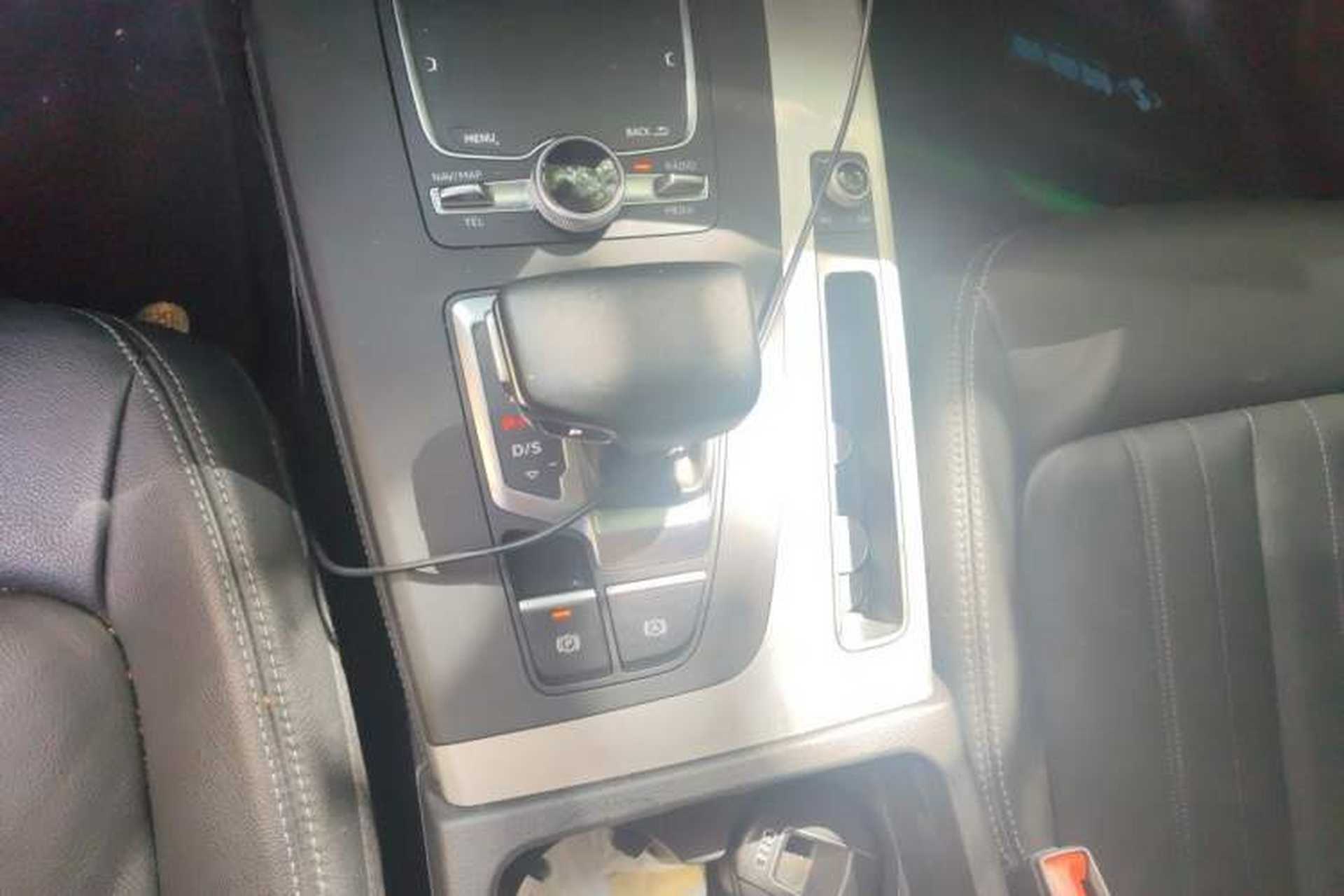 Used Audi Q5L 2020 40 TFSI Prestige Fashion Edition Gear Lever