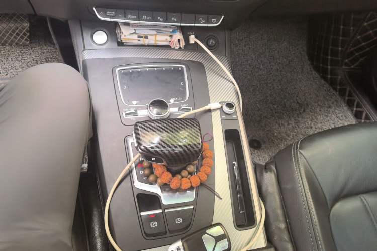Used Audi Q5L 2020 45 TFSI Prestige Fashion Model Gear Lever