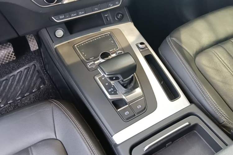 Used Audi Q5L 2020 40 TFSI Prestige Fashion Edition Gear Lever
