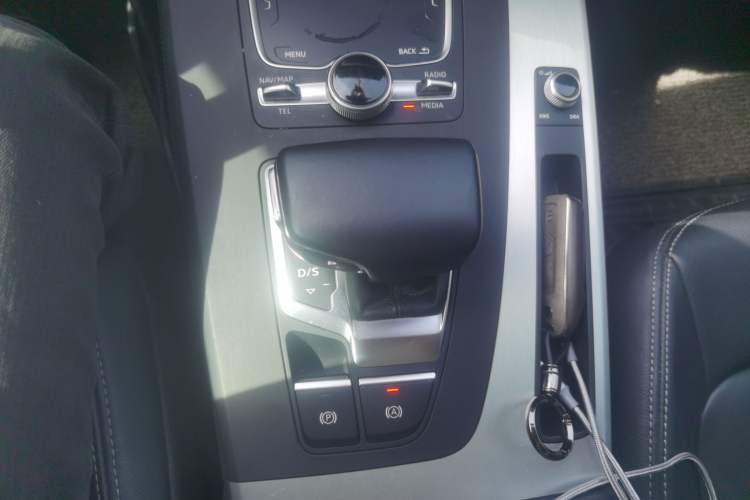 Used Audi Q5L 2020 40 TFSI Prestige Fashion Edition Gear Lever