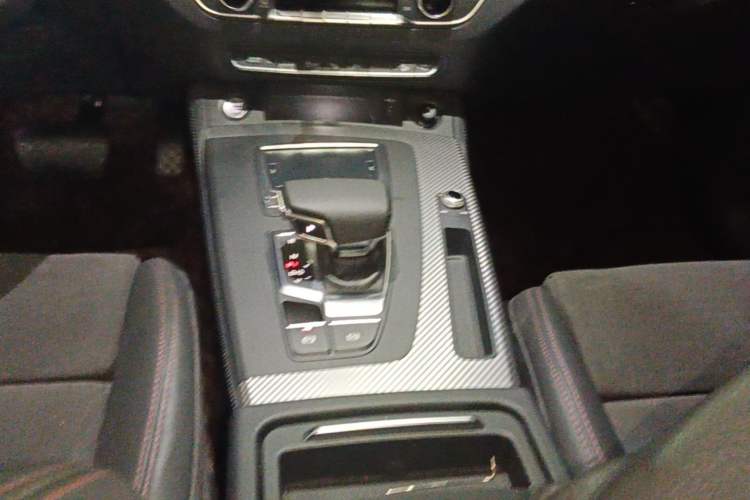 Used Audi Q5L 2020 45 TFSI Prestige Sport Edition Gear Lever