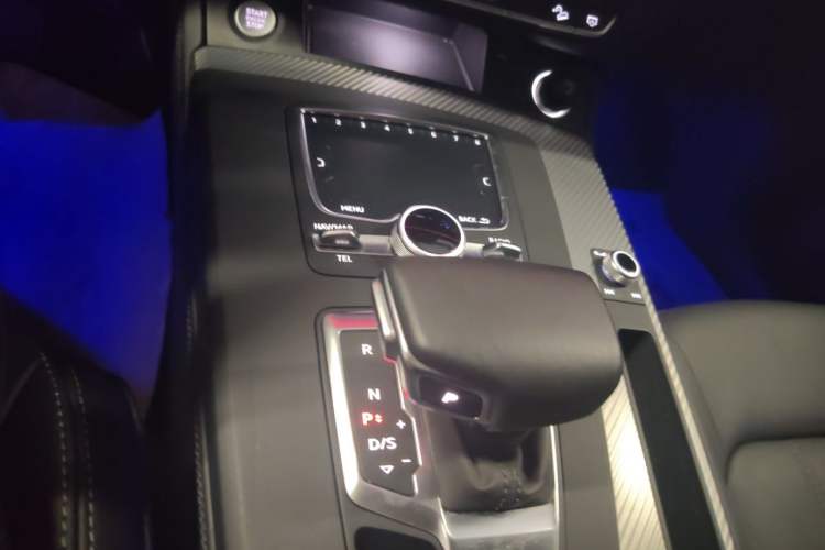 Used Audi Q5L 2020 45 TFSI Prestige Sport Edition Gear Lever