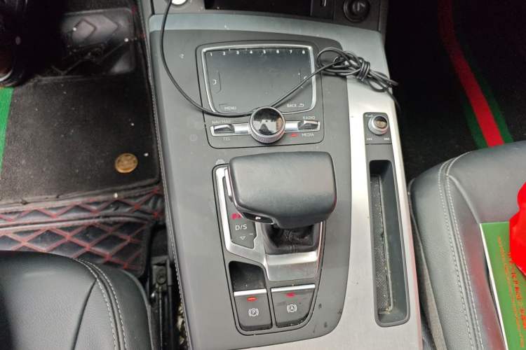 Used Audi Q5L 2020 40 TFSI Prestige Fashion Edition Gear Lever