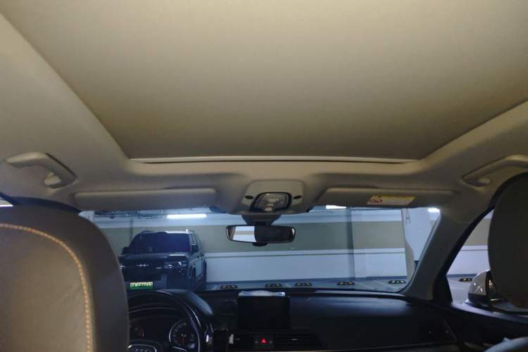Used Audi Q5L 2020 40 TFSI Prestige Edition Headliner